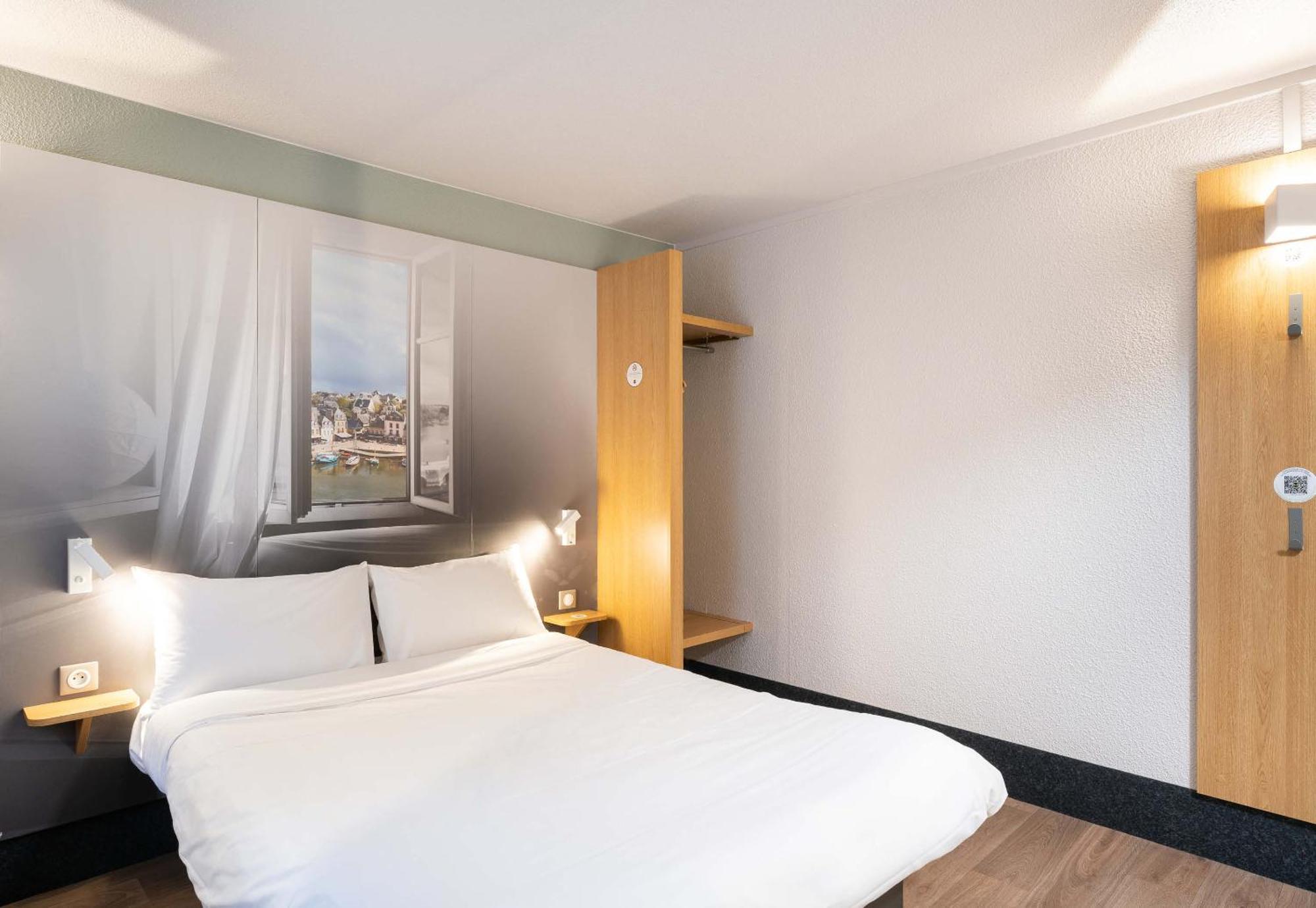 B&B Hotel Auray Carnac Экстерьер фото